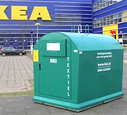 kici kledingcontainer