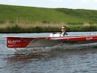 clafis solar boat