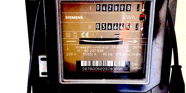 salderen zonnepanelen slimme meter ferrarismeter