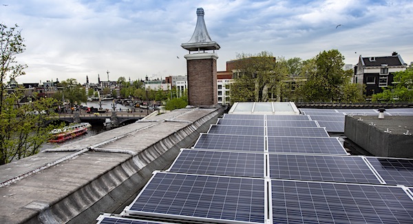 Hermitage voorbeeld verduurzamen van monumentale panden met zonnepanelen