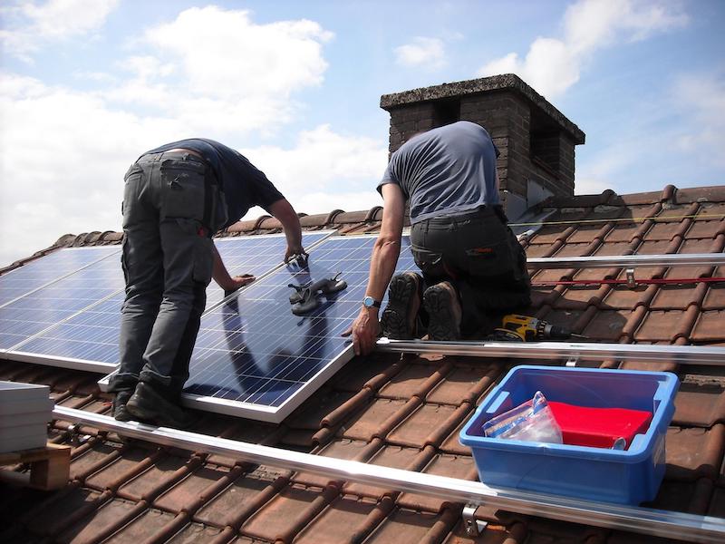 zonnepanelen monteren