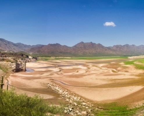 Sediment dat zich ophoopt in een reservoir.