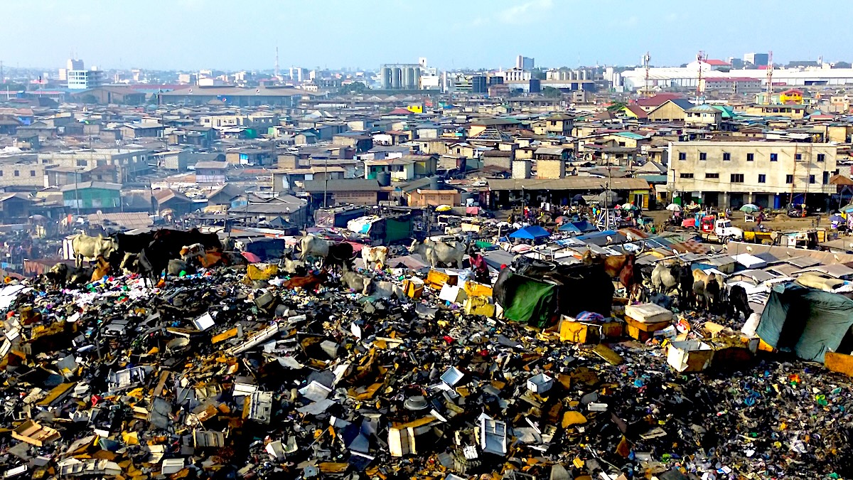 afvalberg van ewaste